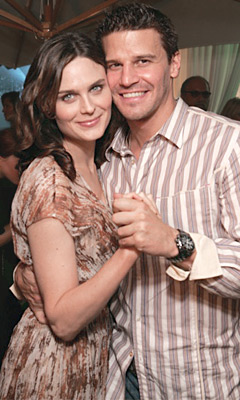 Emily Deschanel and David Boreanaz